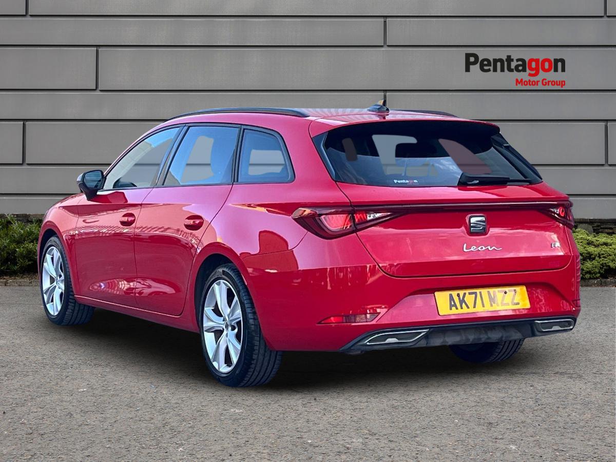 Used SEAT Leon 2021 for sale - 76401611: Photo 2