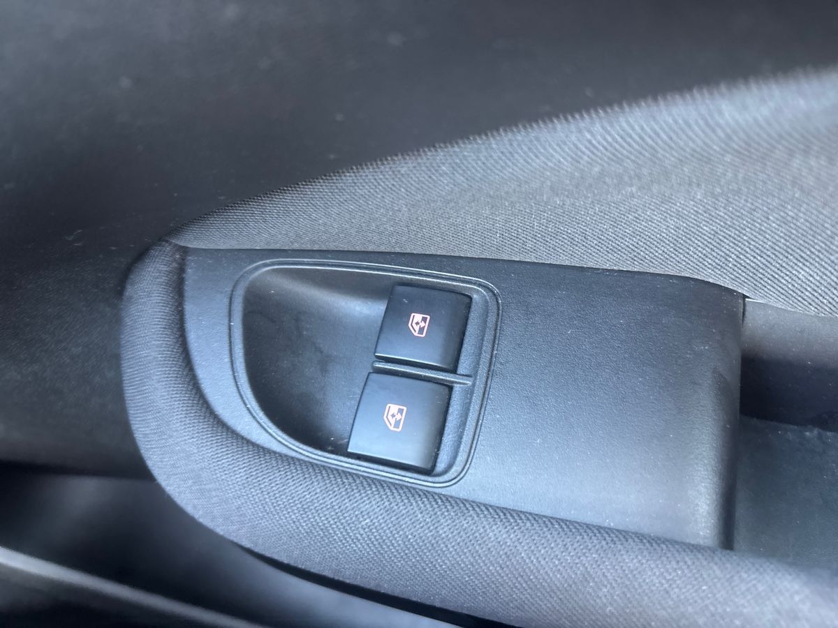 Used Vauxhall ADAM 2018 for sale - 76624827: Photo 20