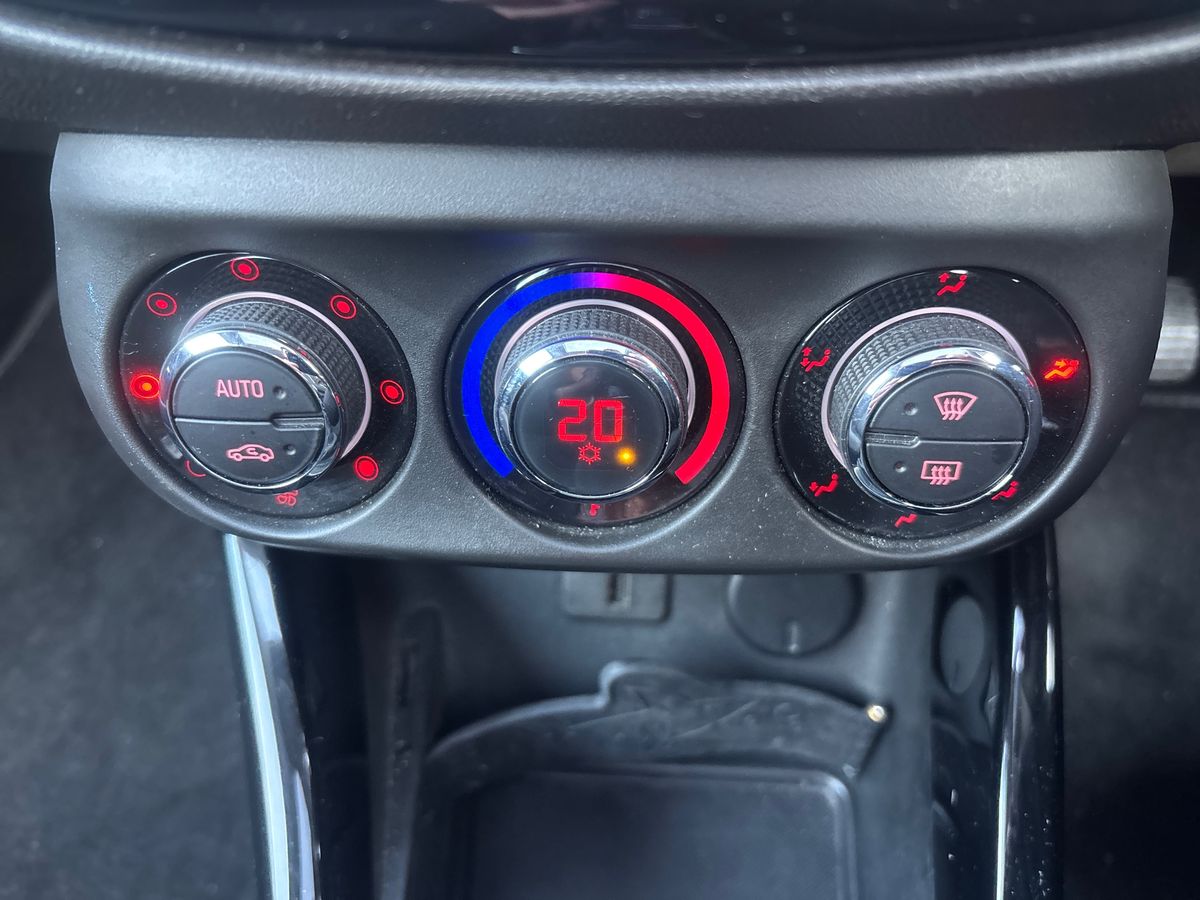 Used Vauxhall ADAM 2018 for sale - 76624827: Photo 25