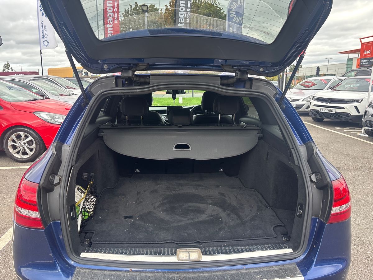 Used Mercedes-Benz C Class 2016 for sale - 76197878: Photo 11