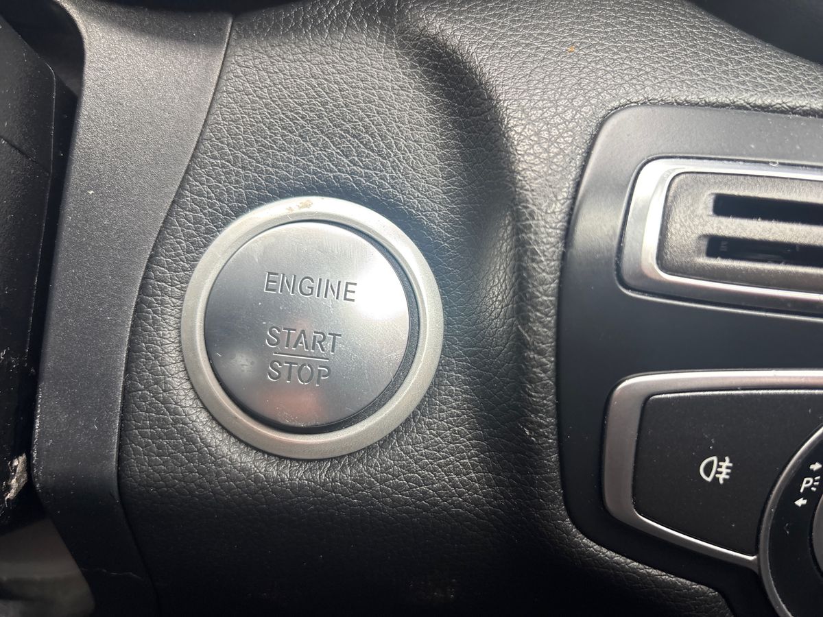 Used Mercedes-Benz C Class 2016 for sale - 76197878: Photo 20