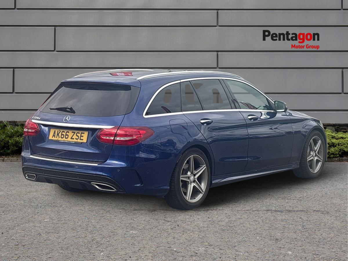 Used Mercedes-Benz C Class 2016 for sale - 76197878: Photo 4