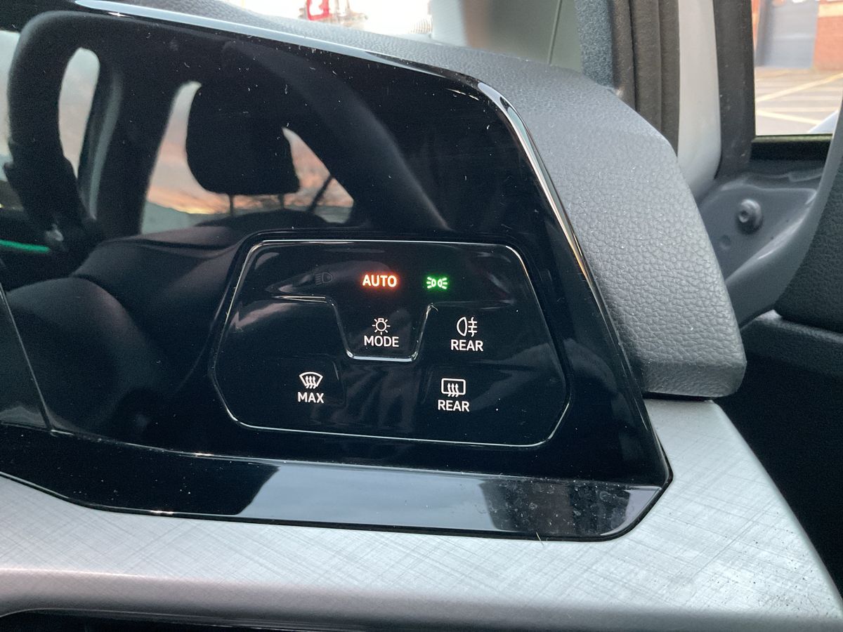 Used Volkswagen Golf 2023 for sale - 76570877: Photo 18