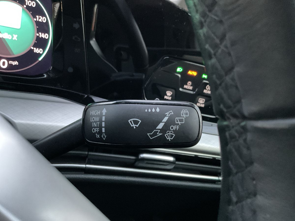 Used Volkswagen Golf 2023 for sale - 76570877: Photo 26