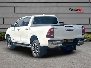 Used Toyota Hilux 2022 for sale - 75555174: Photo