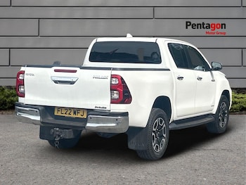 Used Toyota Hilux 2022 for sale - 75555174: Photo