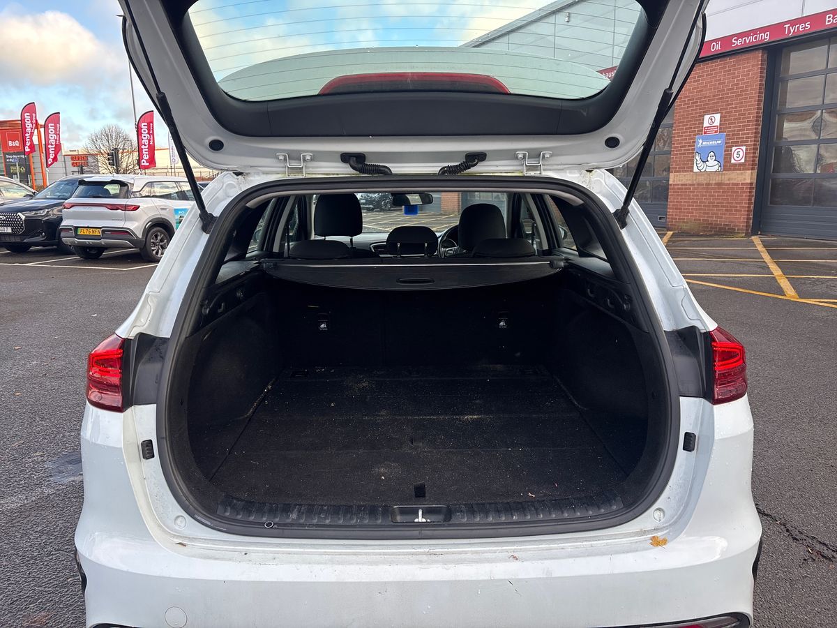 Used Kia Ceed 2020 for sale - 76624817: Photo 11