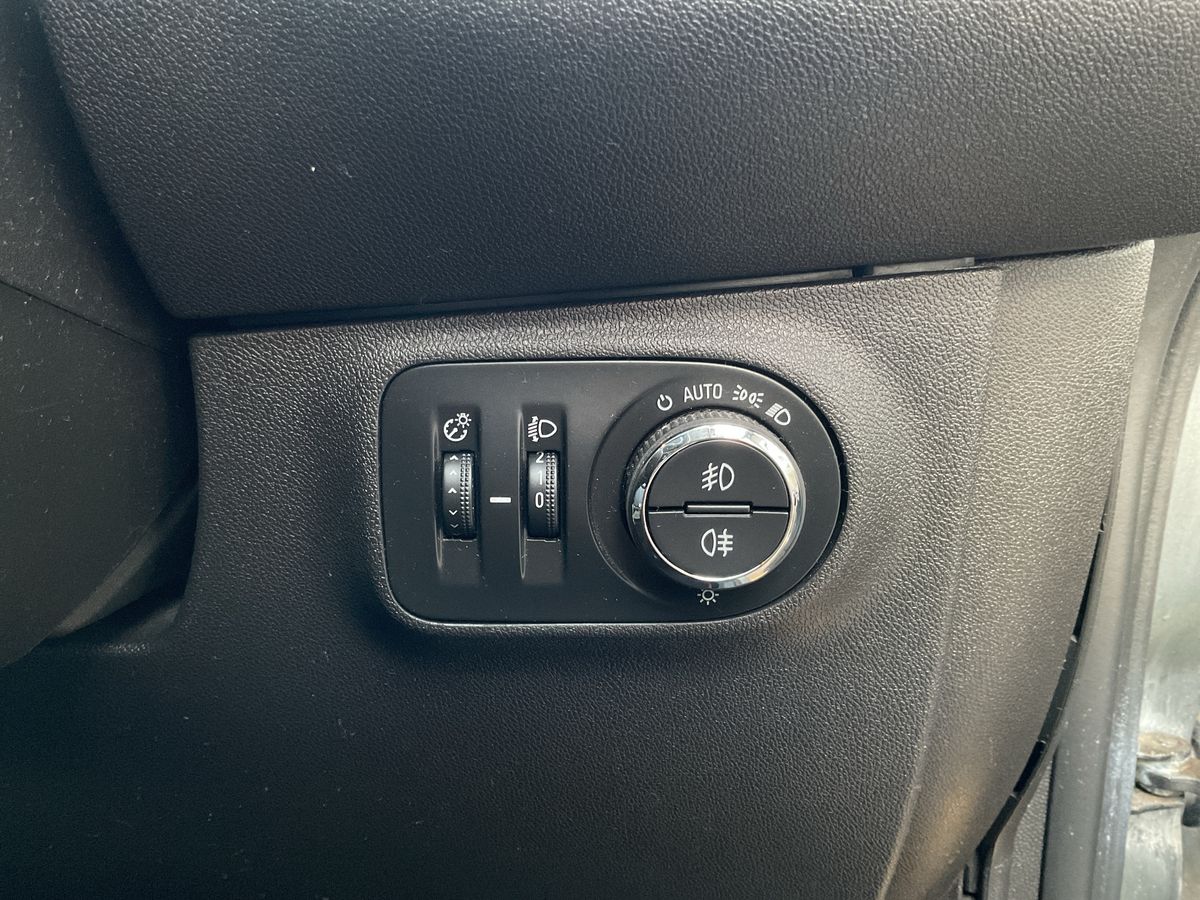 Used Vauxhall Corsa 2019 for sale - 76435959: Photo 19