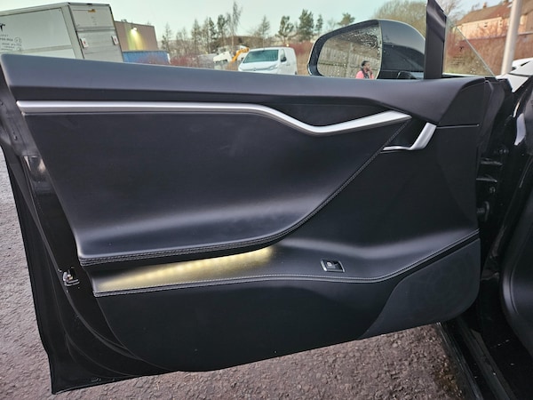 Used Tesla Model S 2017 for sale - 75617512: Photo 14