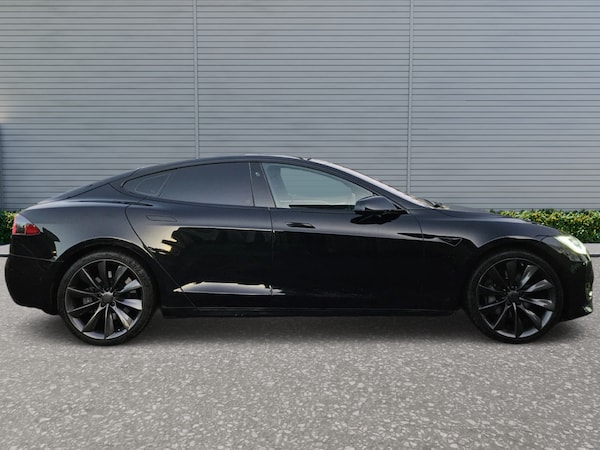 Used Tesla Model S 2017 for sale - 75617512: Photo 4