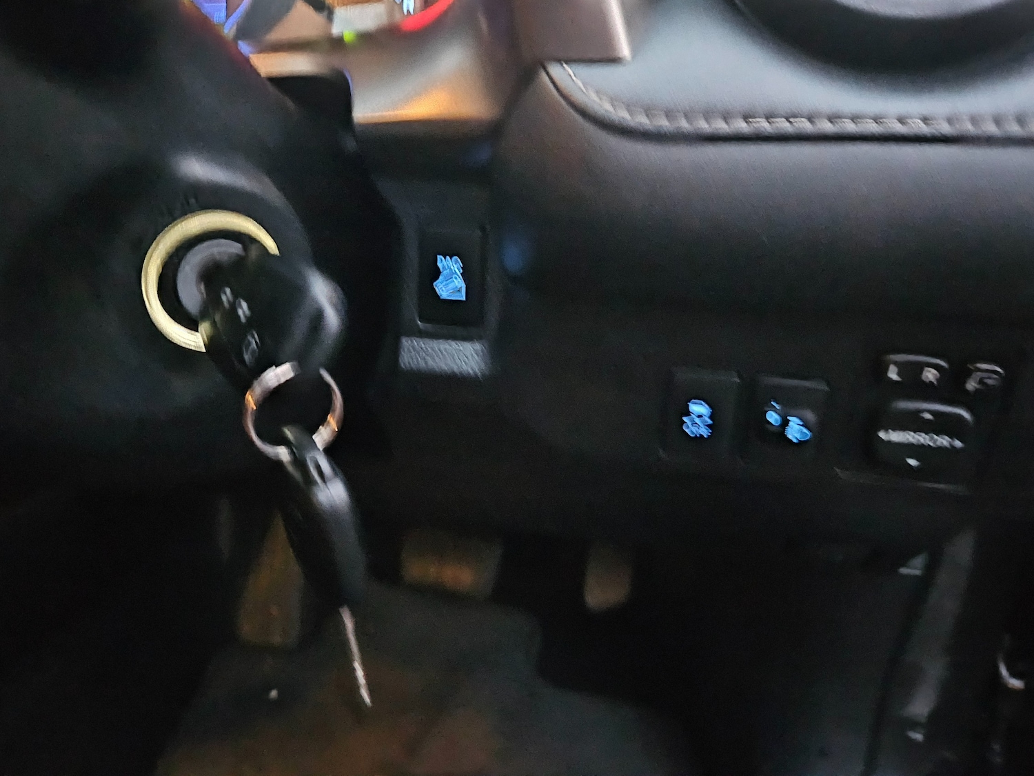 Used Toyota RAV4 2013 for sale - 76469131: Photo 12