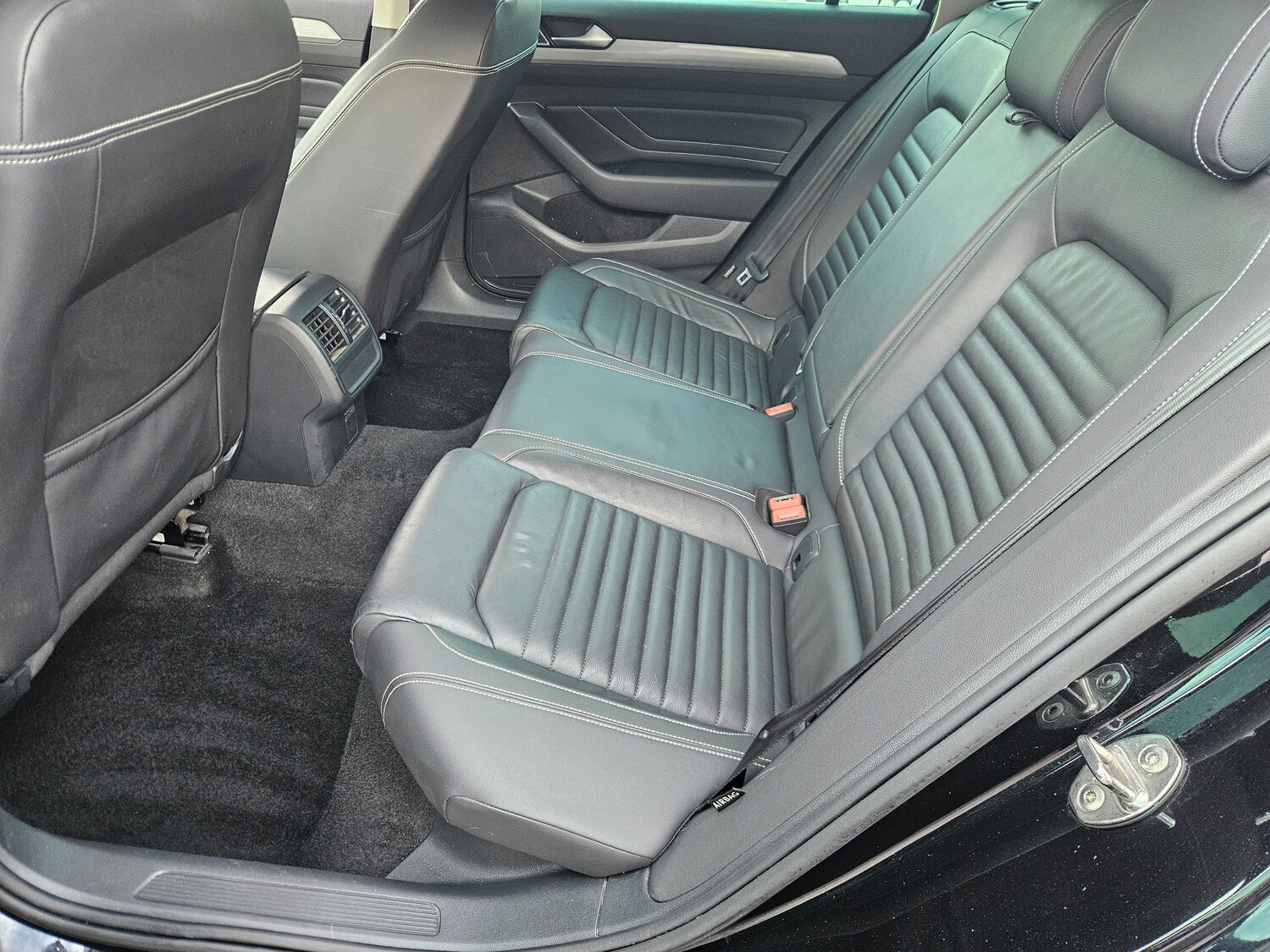 Used Volkswagen Passat for sale - 77373131: Photo 14