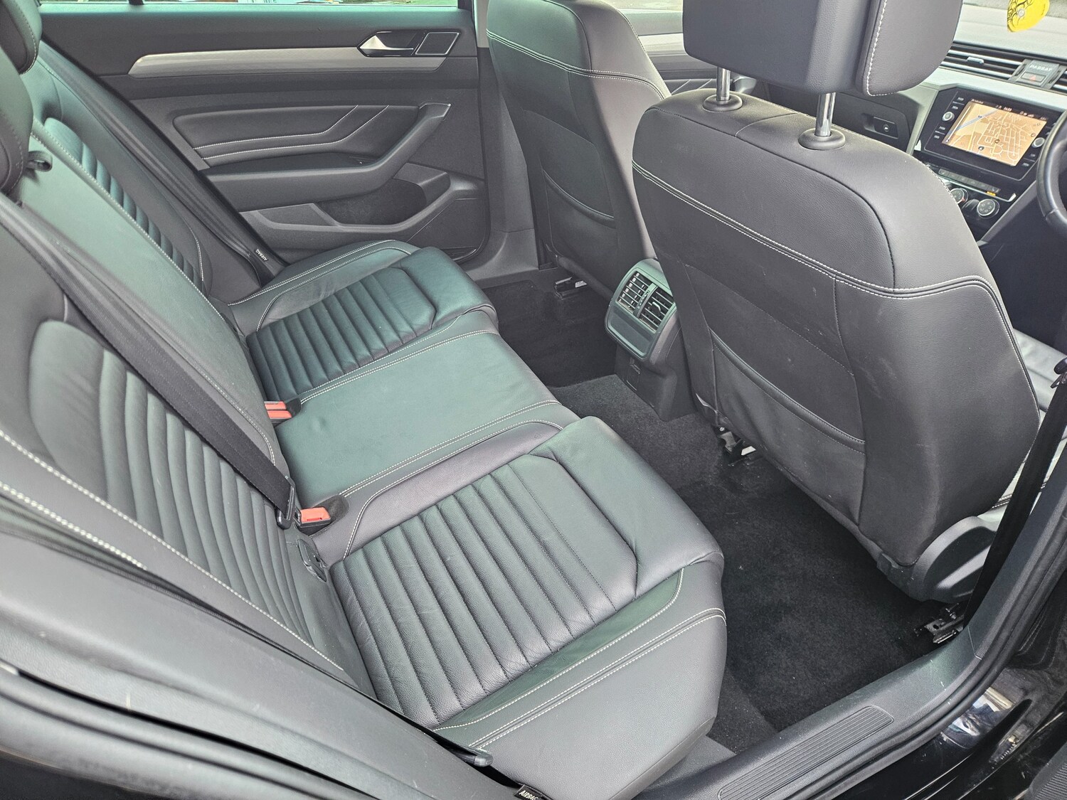 Used Volkswagen Passat for sale - 77373131: Photo 15