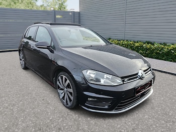 Used Volkswagen Golf 2016 for sale - 76466257: Photo