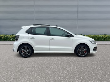Used Volkswagen Polo 2014 for sale - 75617494: Photo