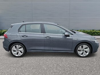 Used Volkswagen Golf 2020 for sale - 77436338: Photo