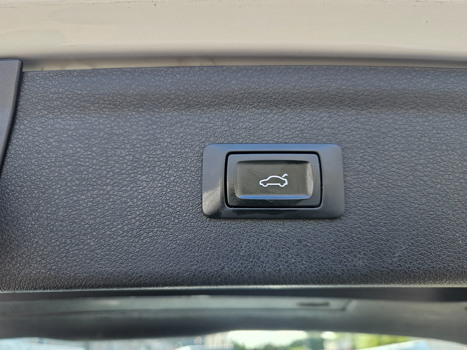 Used Audi Q3 2017 for sale - 76961902: Photo 19