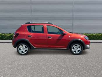 Used Dacia Sandero 2014 for sale - 74733043: Photo