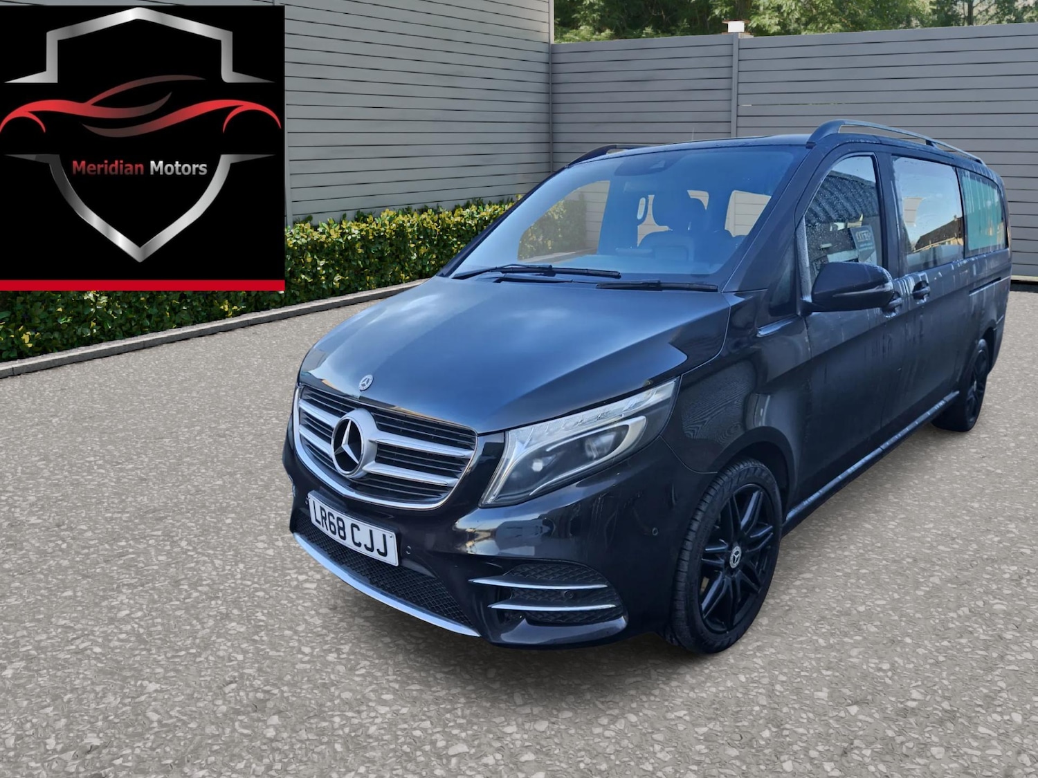 Used Mercedes-Benz V-Class 2018 for sale - 76961882: Photo 1