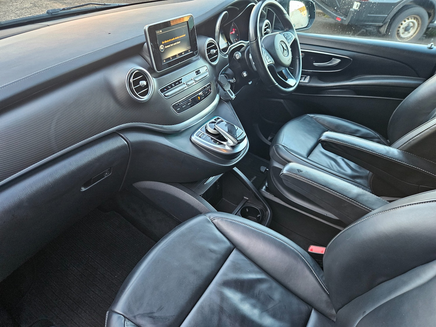 Used Mercedes-Benz V-Class 2018 for sale - 76961882: Photo 10