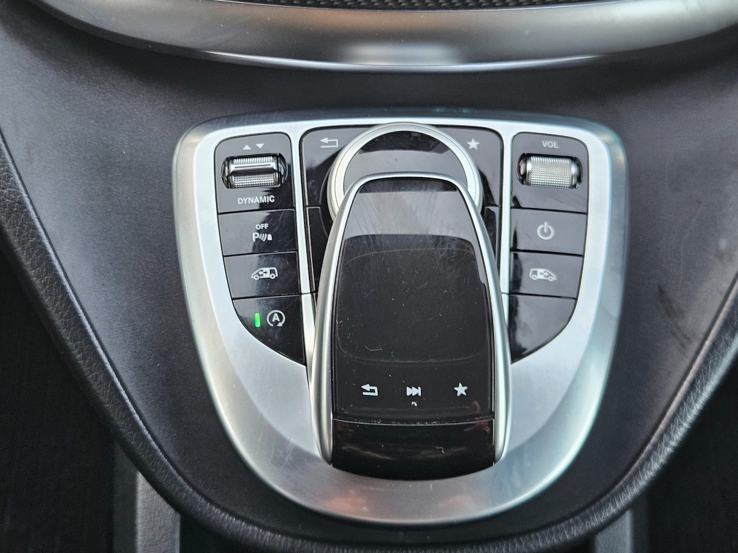 Used Mercedes-Benz V-Class 2018 for sale - 76961882: Photo 14