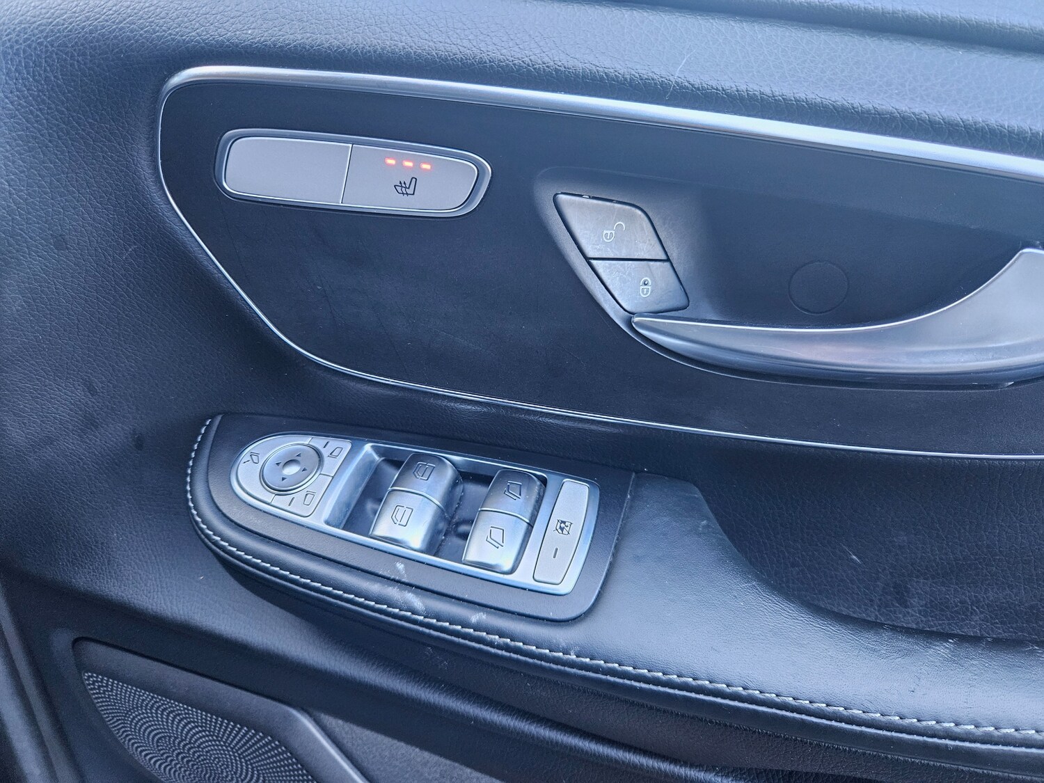 Used Mercedes-Benz V-Class 2018 for sale - 76961882: Photo 26