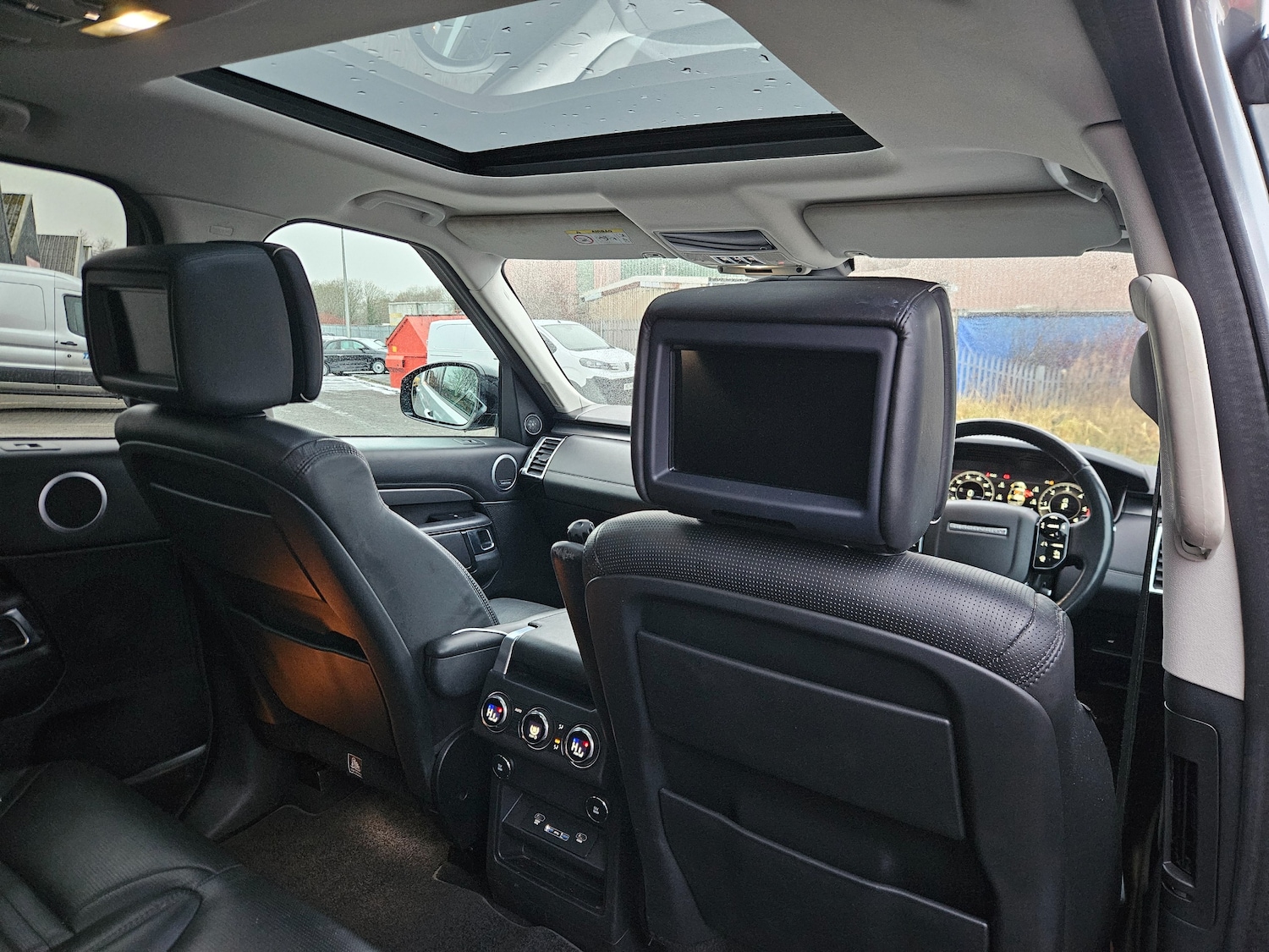 Used Land Rover Discovery 2019 for sale - 77072158: Photo 17