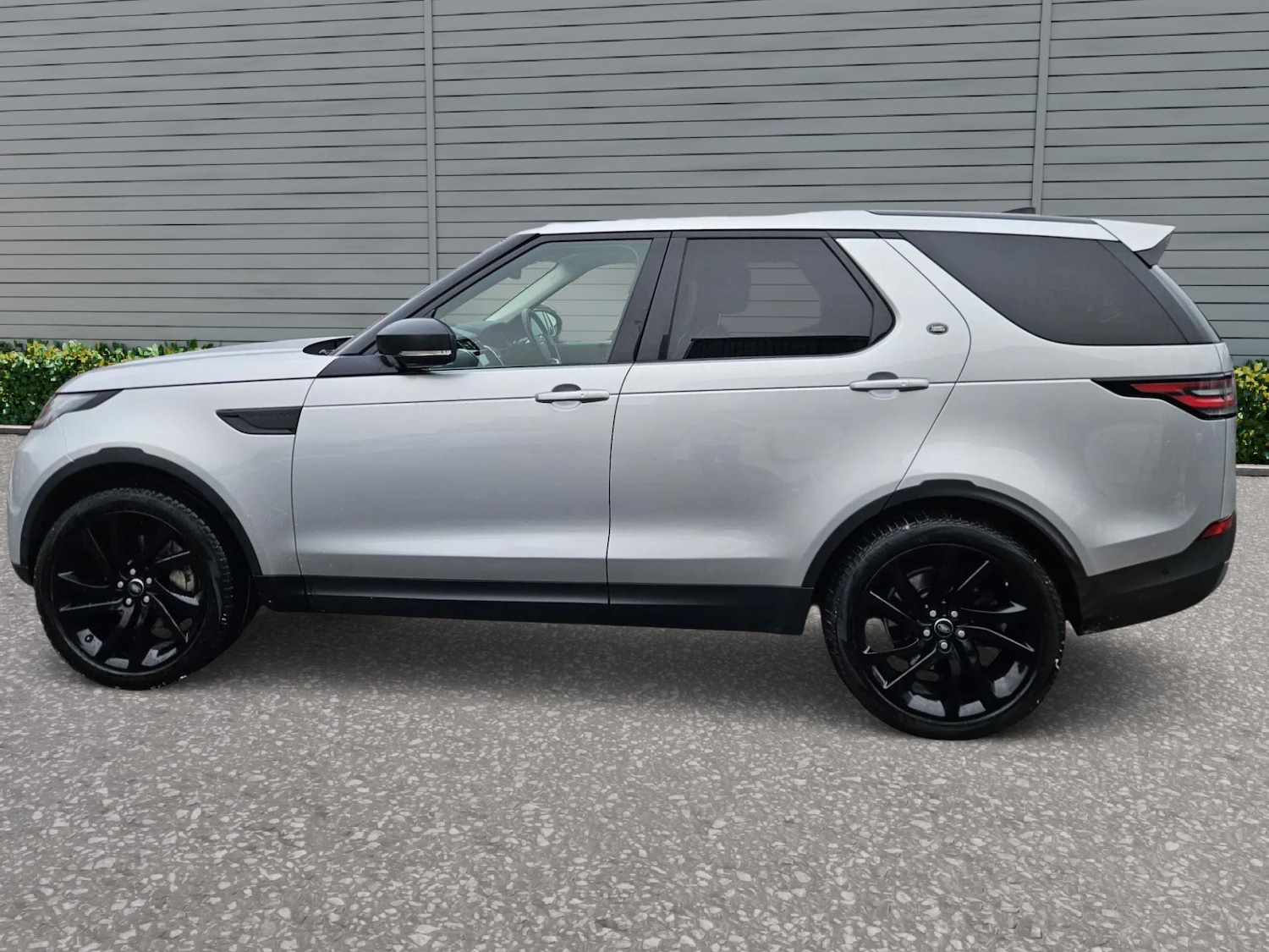 Used Land Rover Discovery 2019 for sale - 77072158: Photo 5