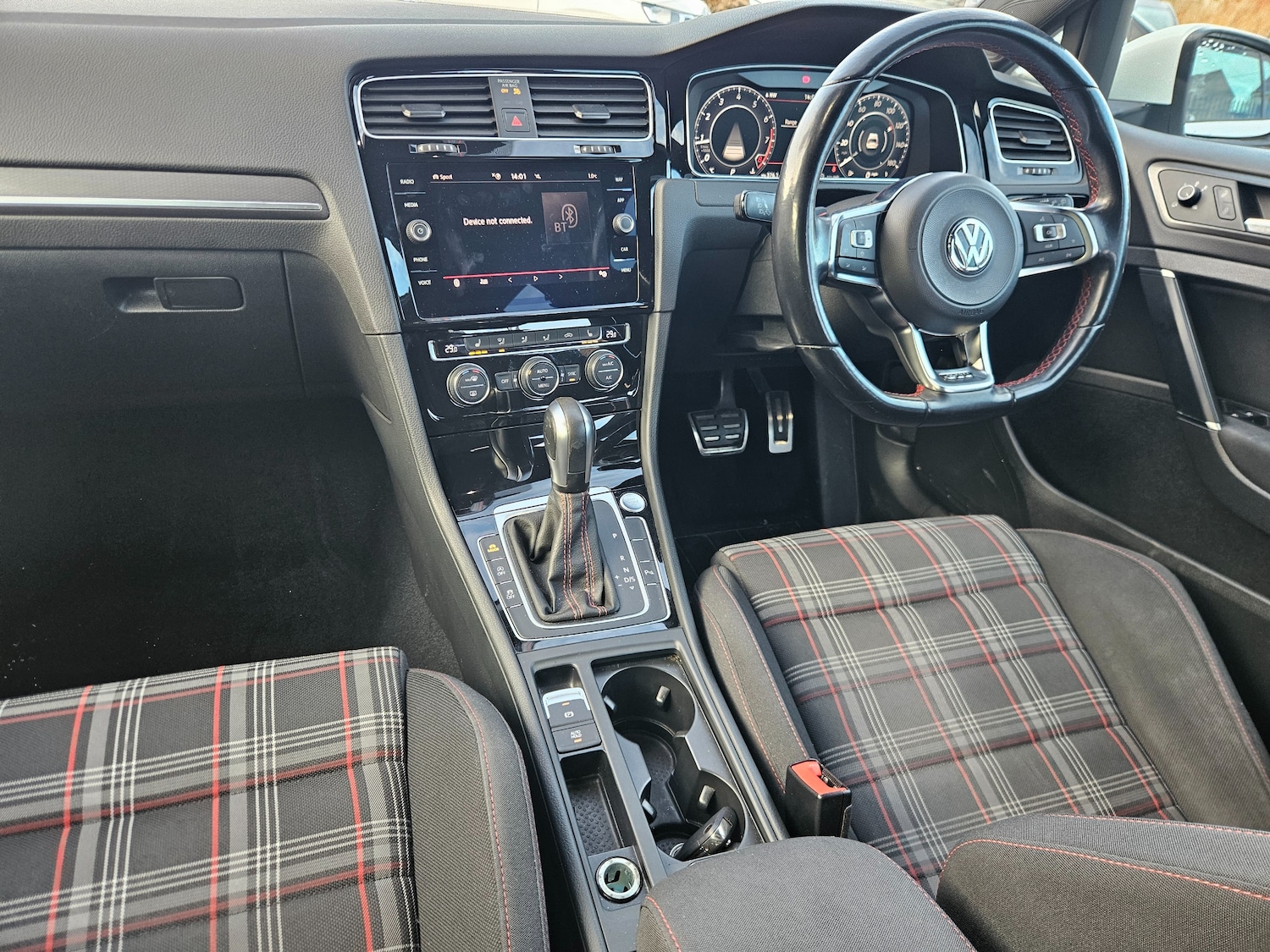 Used Volkswagen Golf 2020 for sale - 77134042: Photo 21