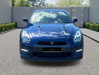 Used Nissan GT-R 2015 for sale - 75617500: Photo