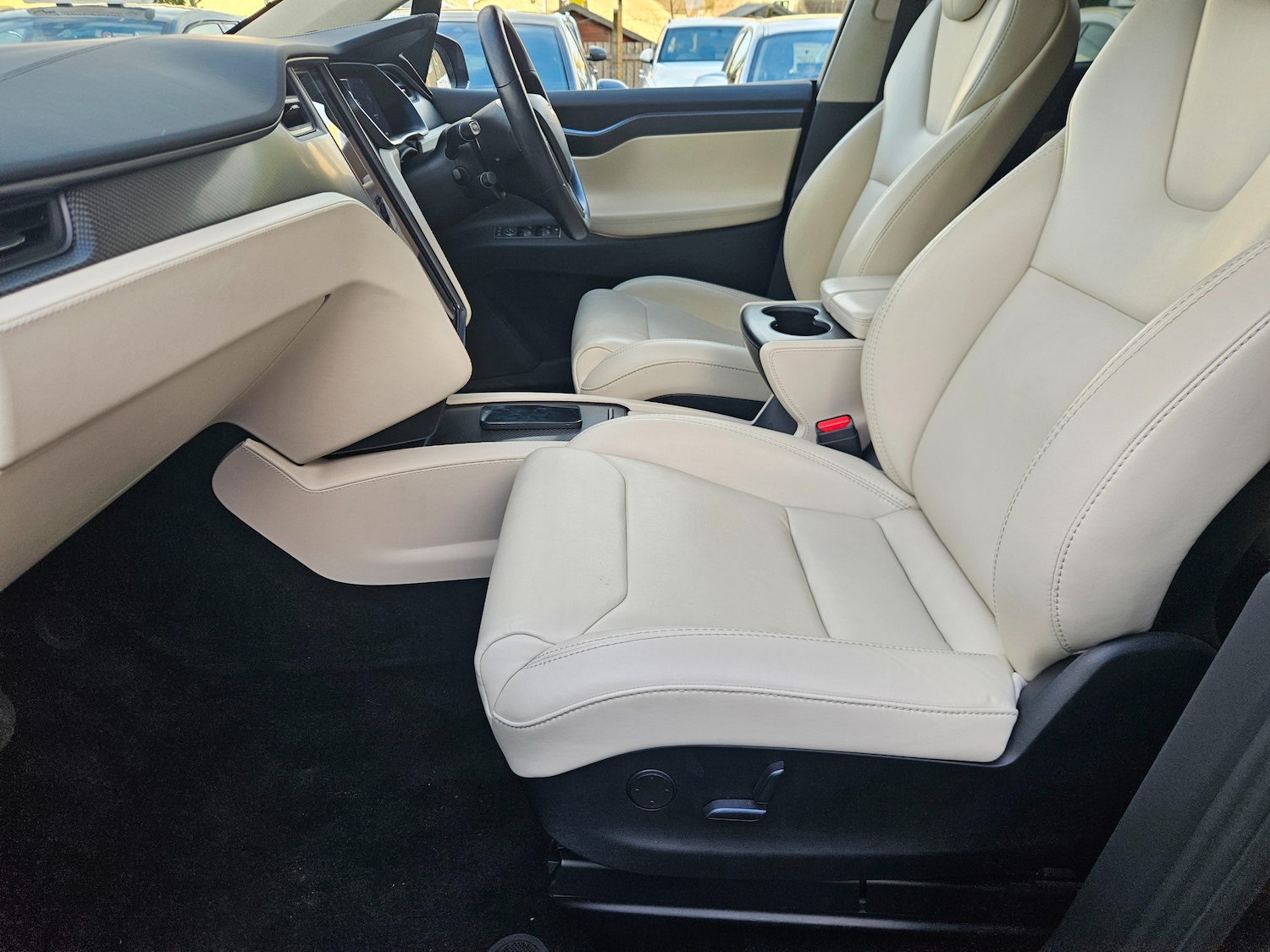 Used Tesla Model X 2018 for sale - 78036880: Photo 15