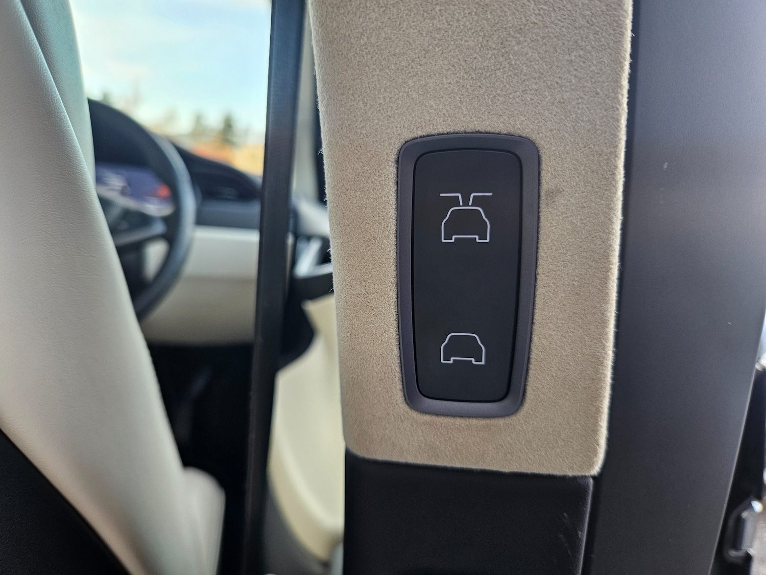 Used Tesla Model X 2018 for sale - 78036880: Photo 31