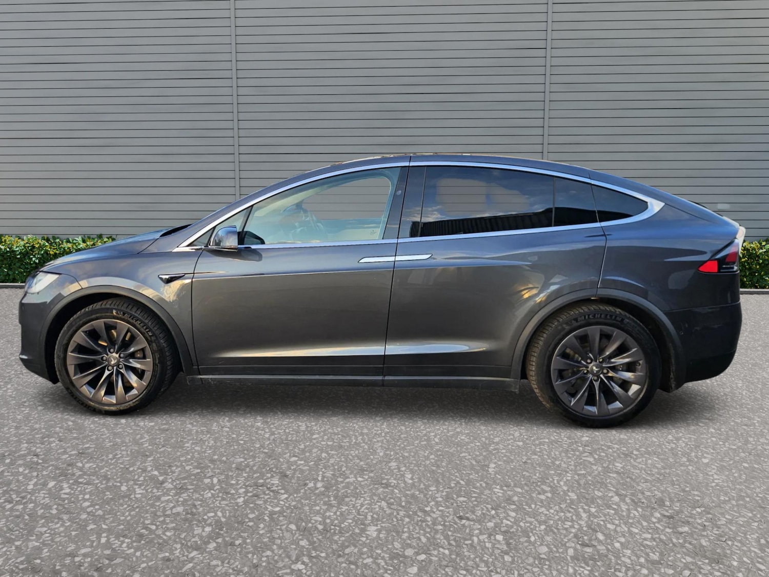 Used Tesla Model X 2018 for sale - 78036880: Photo 8