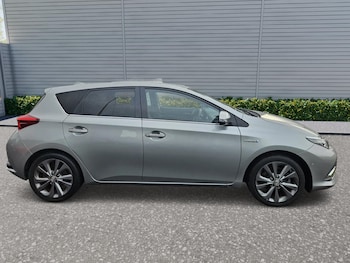 Used Toyota Auris 2018 for sale - 76466255: Photo