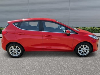 Used Ford Fiesta 2018 for sale - 79250553: Photo