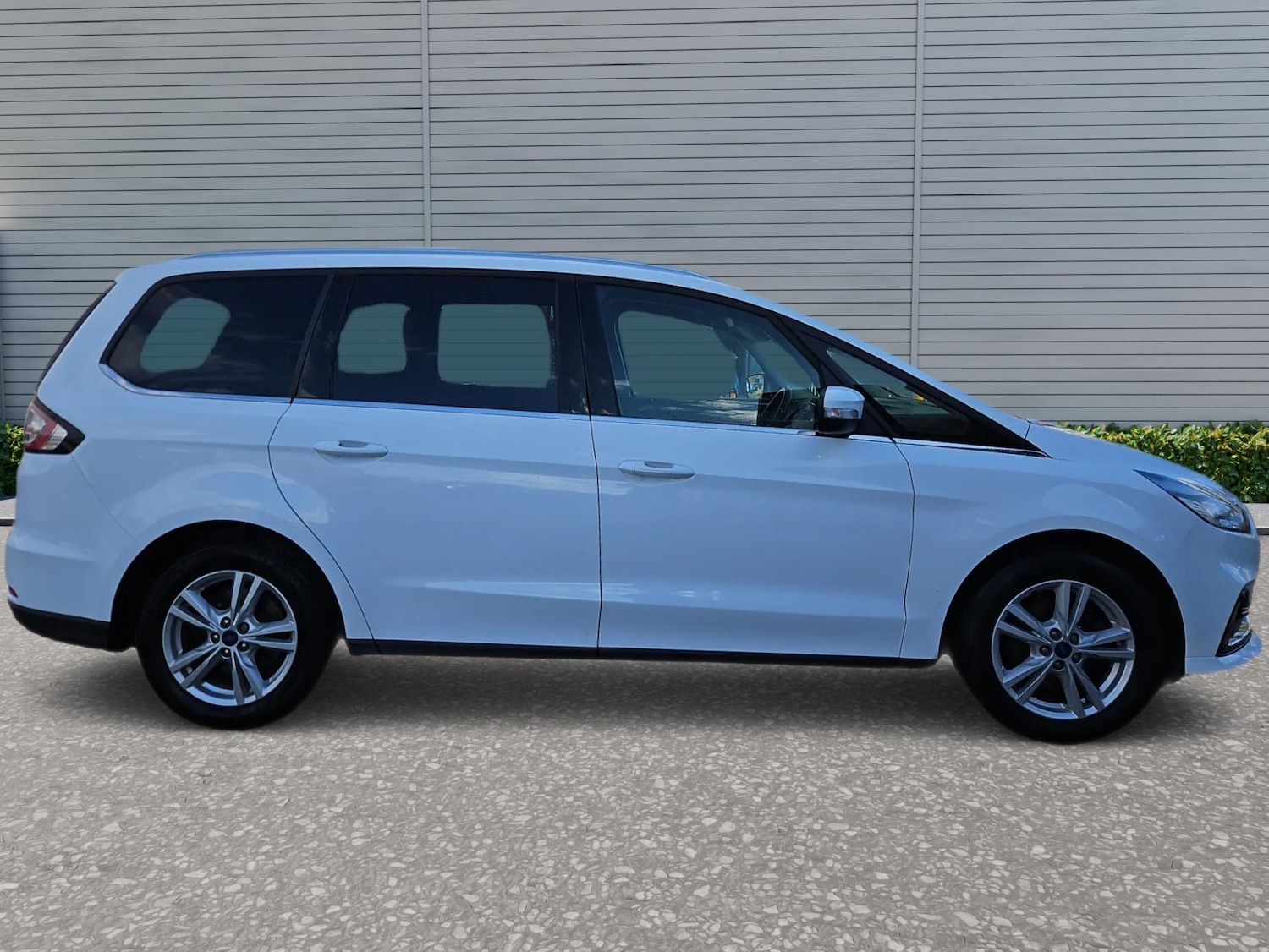 Used Ford Galaxy 2021 for sale - 76949851: Photo 3