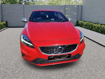 Used Volvo V40 2018 for sale - 78359223: Photo