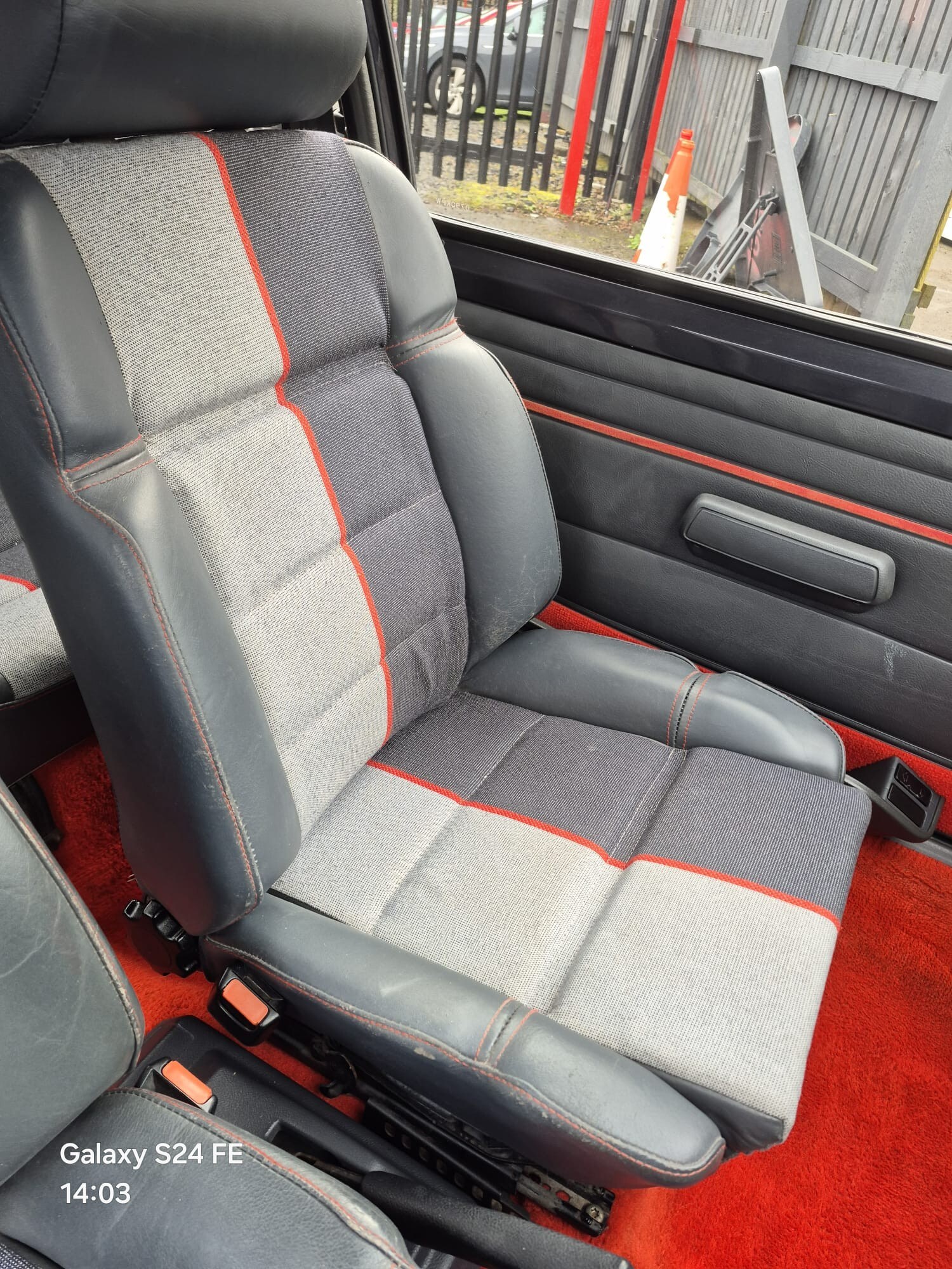 Used Peugeot 205 1987 for sale - 77911332: Photo 15