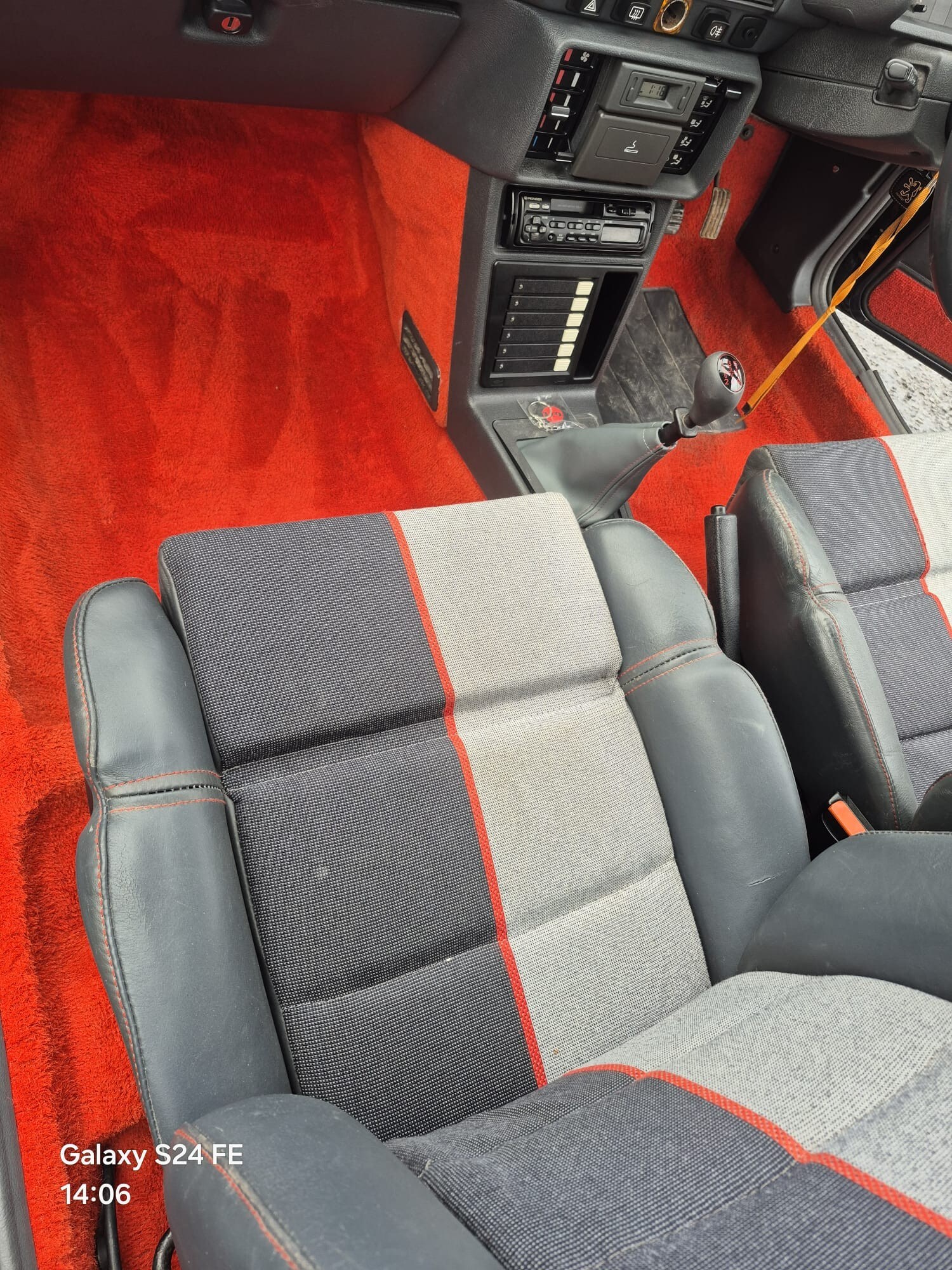 Used Peugeot 205 1987 for sale - 77911332: Photo 21