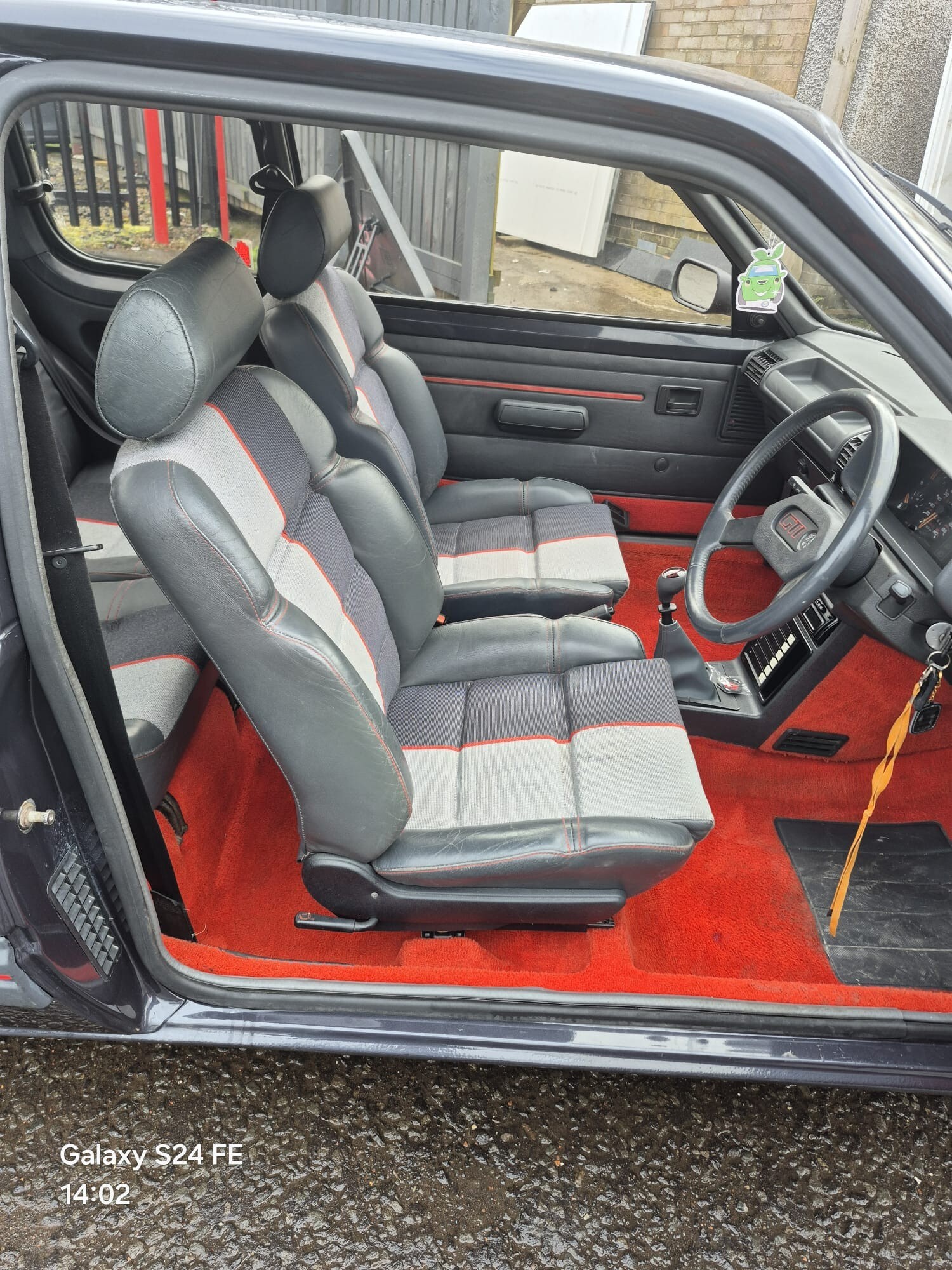 Used Peugeot 205 1987 for sale - 77911332: Photo 7