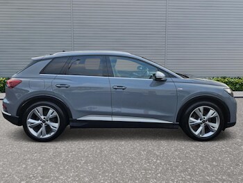 Used Audi Q4 e-tron 2022 for sale - 77239554: Photo