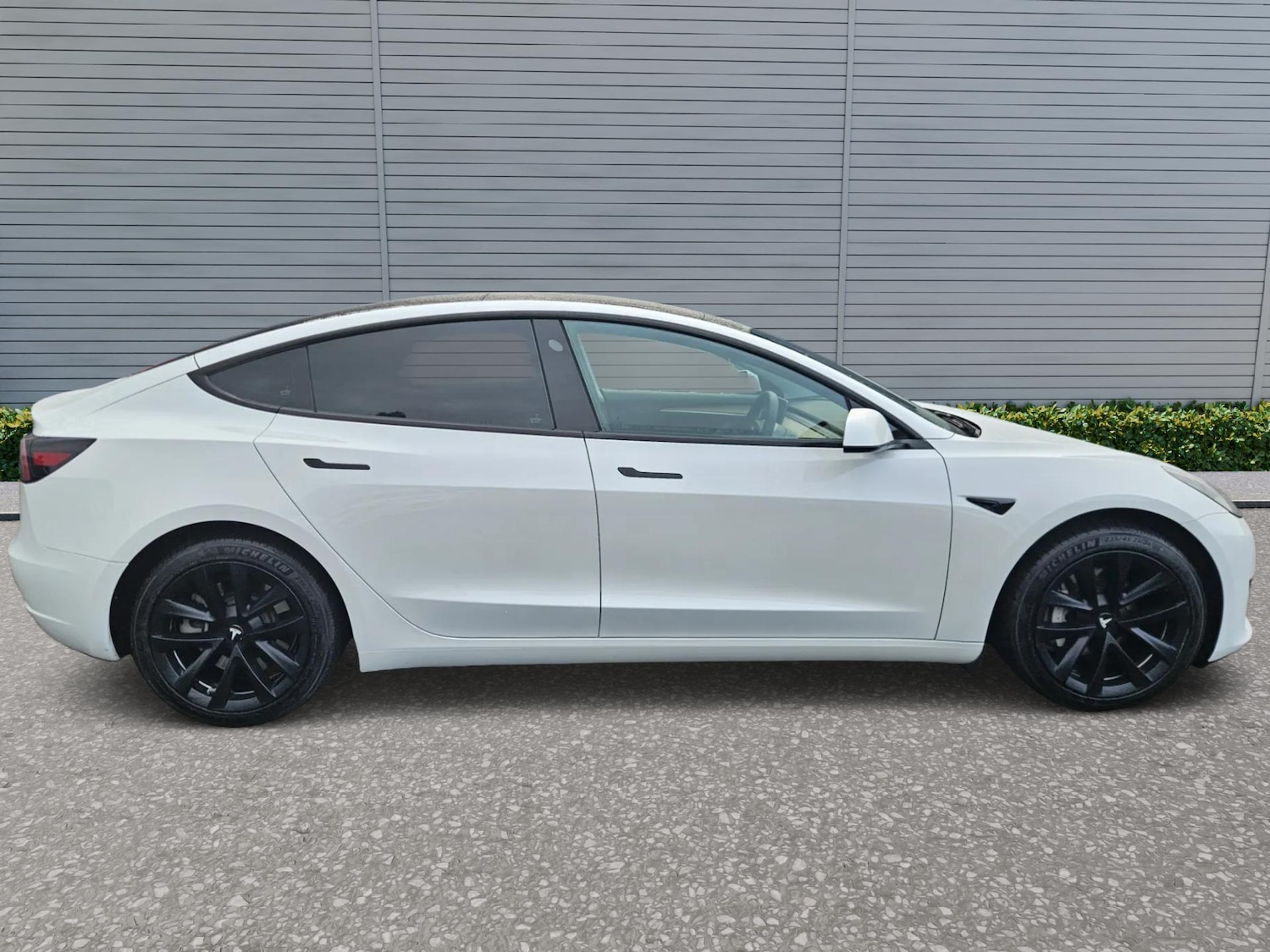 Used Tesla Model 3 2022 for sale - 77648247: Photo 4