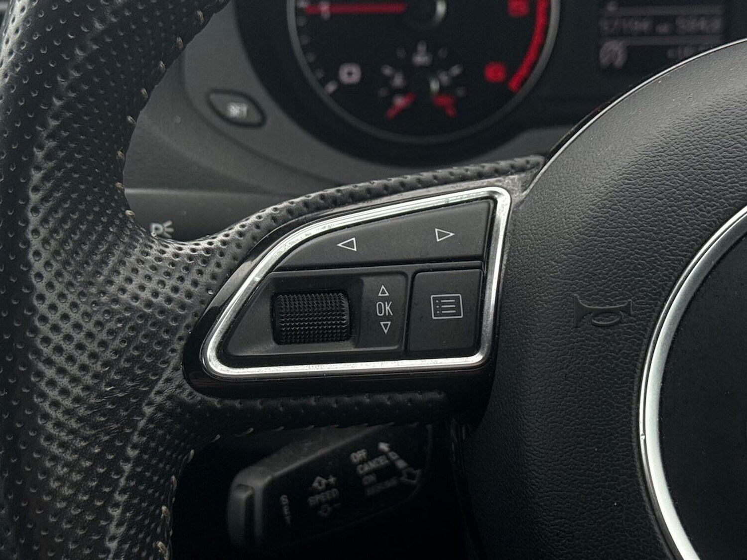 Used Audi Q3 2018 for sale - 76490533: Photo 25