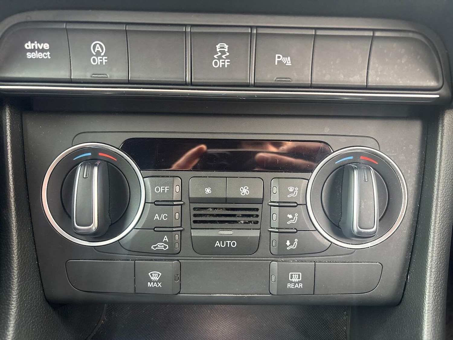 Used Audi Q3 2018 for sale - 76490533: Photo 30