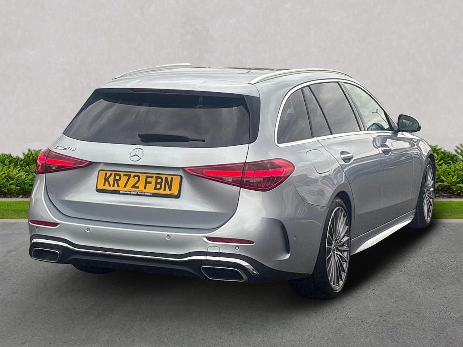 Used Mercedes-Benz C-Class 2023 for sale - 76143013: Photo 2