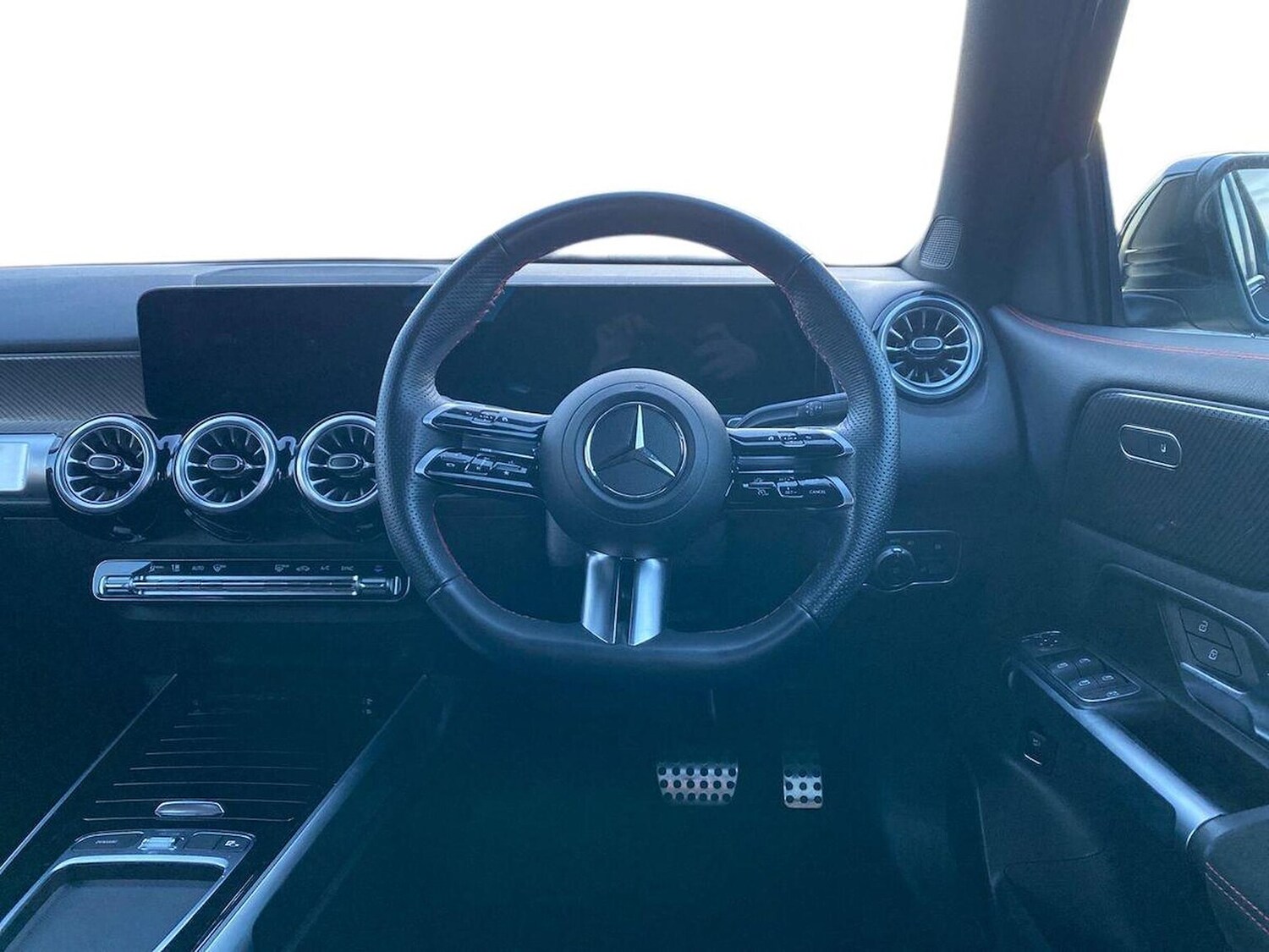 Used Mercedes-Benz GLB 2024 for sale - 77488331: Photo 9