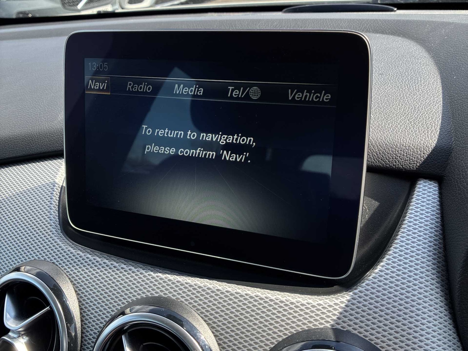 Used Mercedes-Benz B Class 2017 for sale - 78192168: Photo 11