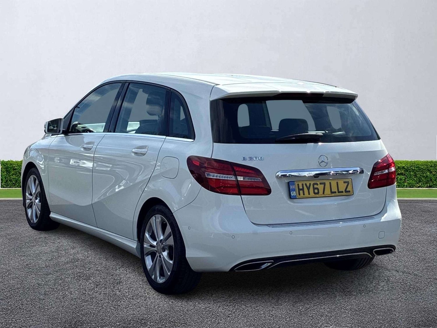 Used Mercedes-Benz B Class 2017 for sale - 78192168: Photo 2