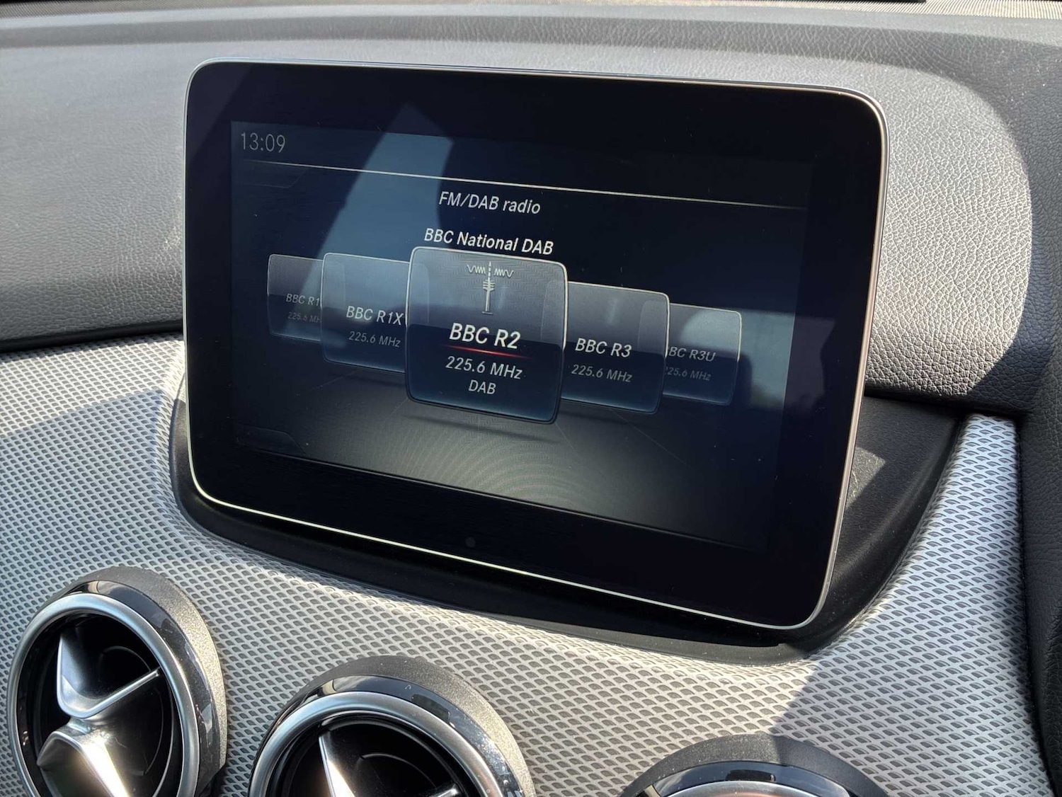 Used Mercedes-Benz B Class 2017 for sale - 78192168: Photo 26