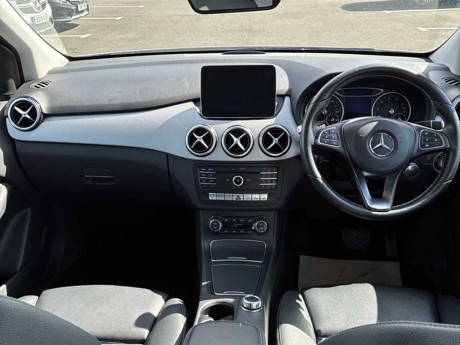 Used Mercedes-Benz B Class 2017 for sale - 78192168: Photo 8